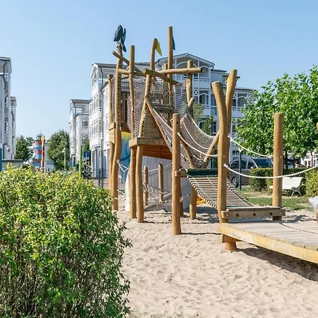 Apartment Mit Balkon Ostseenah In *